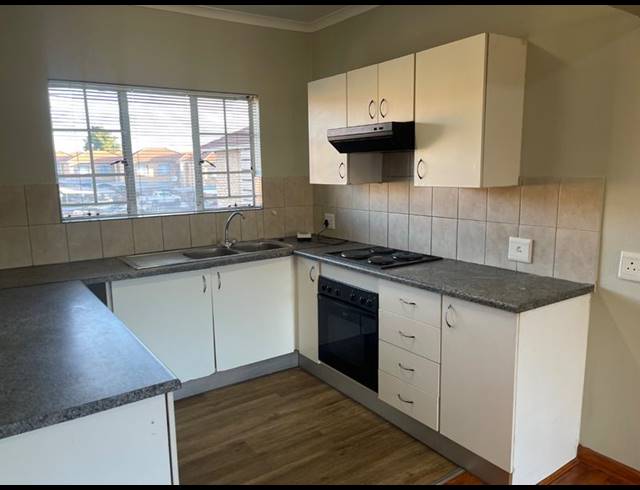 2 BEDROOM PROPERTY TO RENT IN VANDERBIJLPARK SW 5